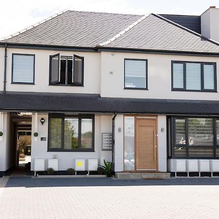 Walnut Flats-F2, 3-Bedroom With Garden & Patio - Ac, Parking, Netflix, Wifi - Close To Oxford, Bicester & Blenheim Palace Ngoại thất bức ảnh